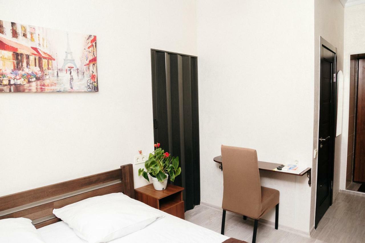 Mini Otel Cozy Patio Oldenburg Bagian luar foto